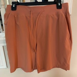 Lululemon men’s T.H.E short, size M